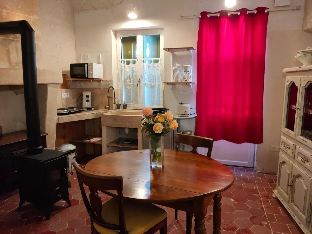 Aux Trois Tilleuls Bed & Breakfast Лош Екстериор снимка