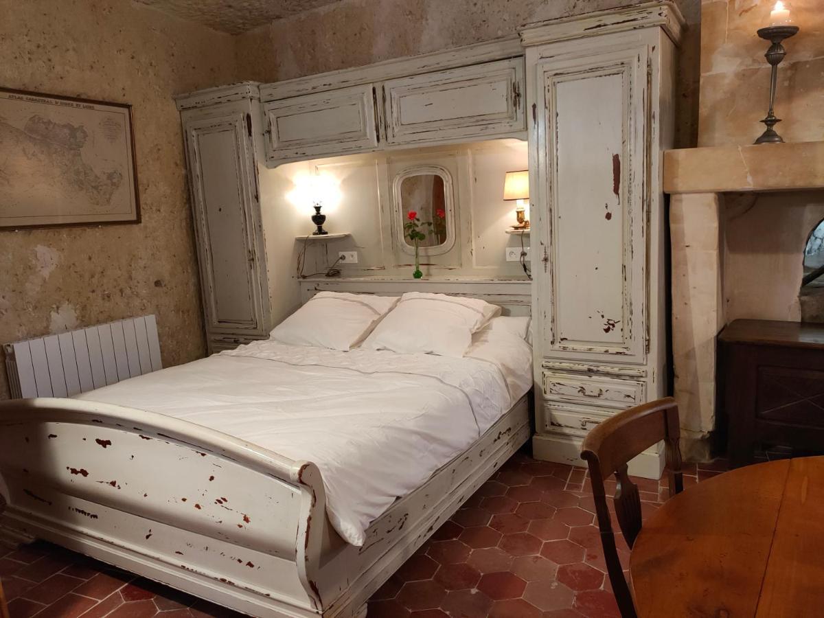 Aux Trois Tilleuls Bed & Breakfast Лош Екстериор снимка